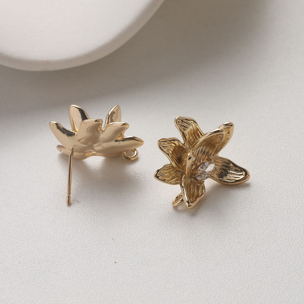 4PCS Dainty Flower Ear Studs E - огляд і ціна Flower Supply